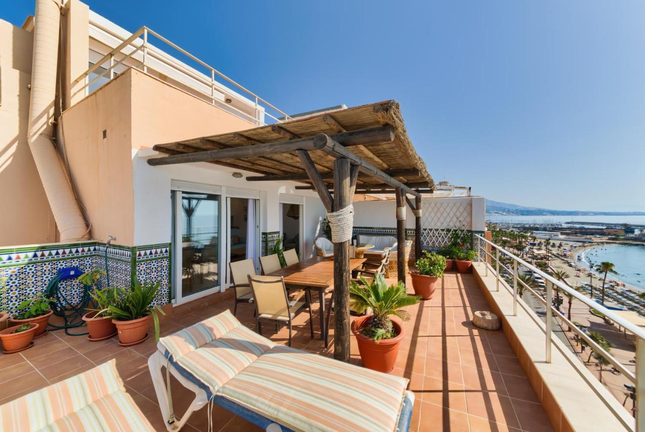 Holidays2Fuengirola Duplex With Stunning Sea View, Terraces,1St Line Beside Port Eksteriør billede