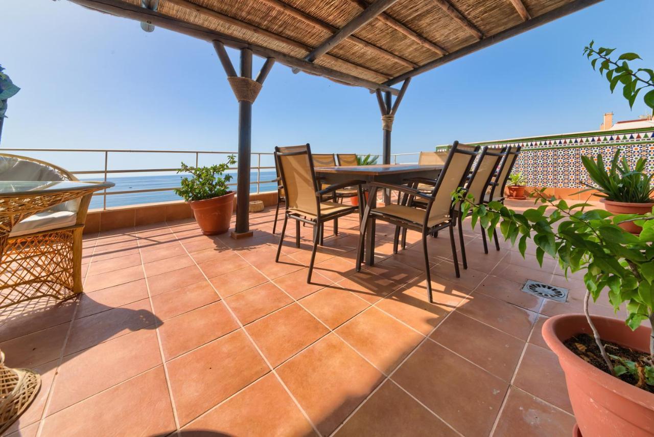 Holidays2Fuengirola Duplex With Stunning Sea View, Terraces,1St Line Beside Port Eksteriør billede