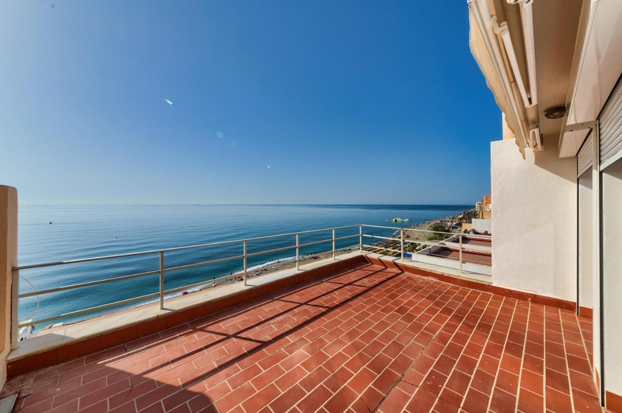 Holidays2Fuengirola Duplex With Stunning Sea View, Terraces,1St Line Beside Port Eksteriør billede